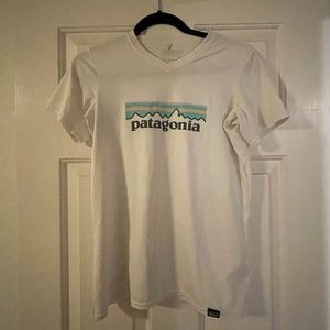 WOMENS PATAGONIA SHIRT